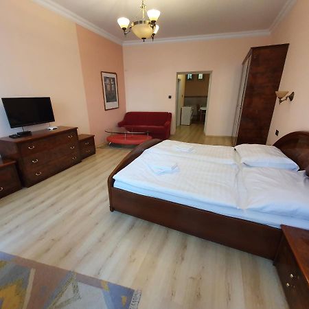 Evergreen Apartments Hotel Karlovy Vary Extérieur photo