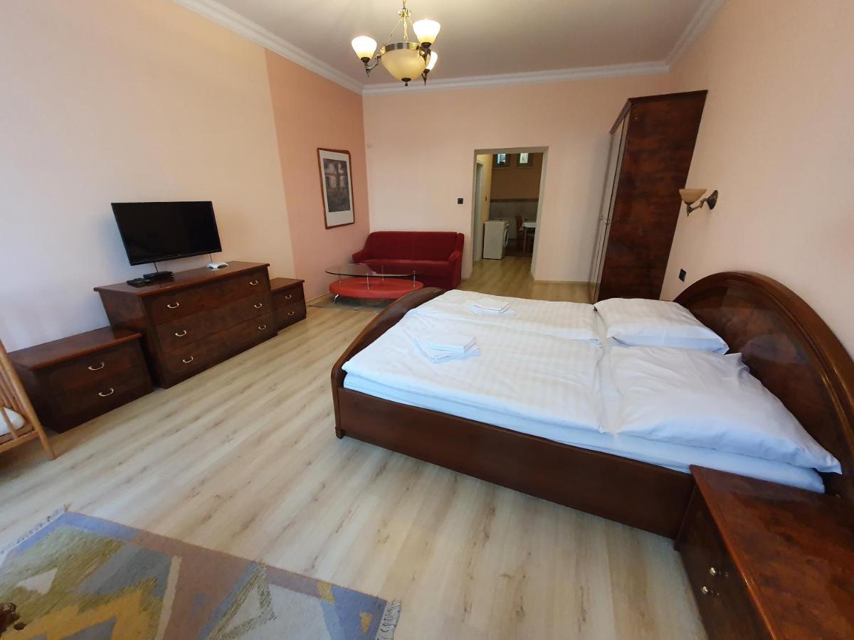 Evergreen Apartments Hotel Karlovy Vary Extérieur photo