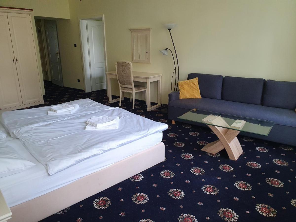 Evergreen Apartments Hotel Karlovy Vary Extérieur photo