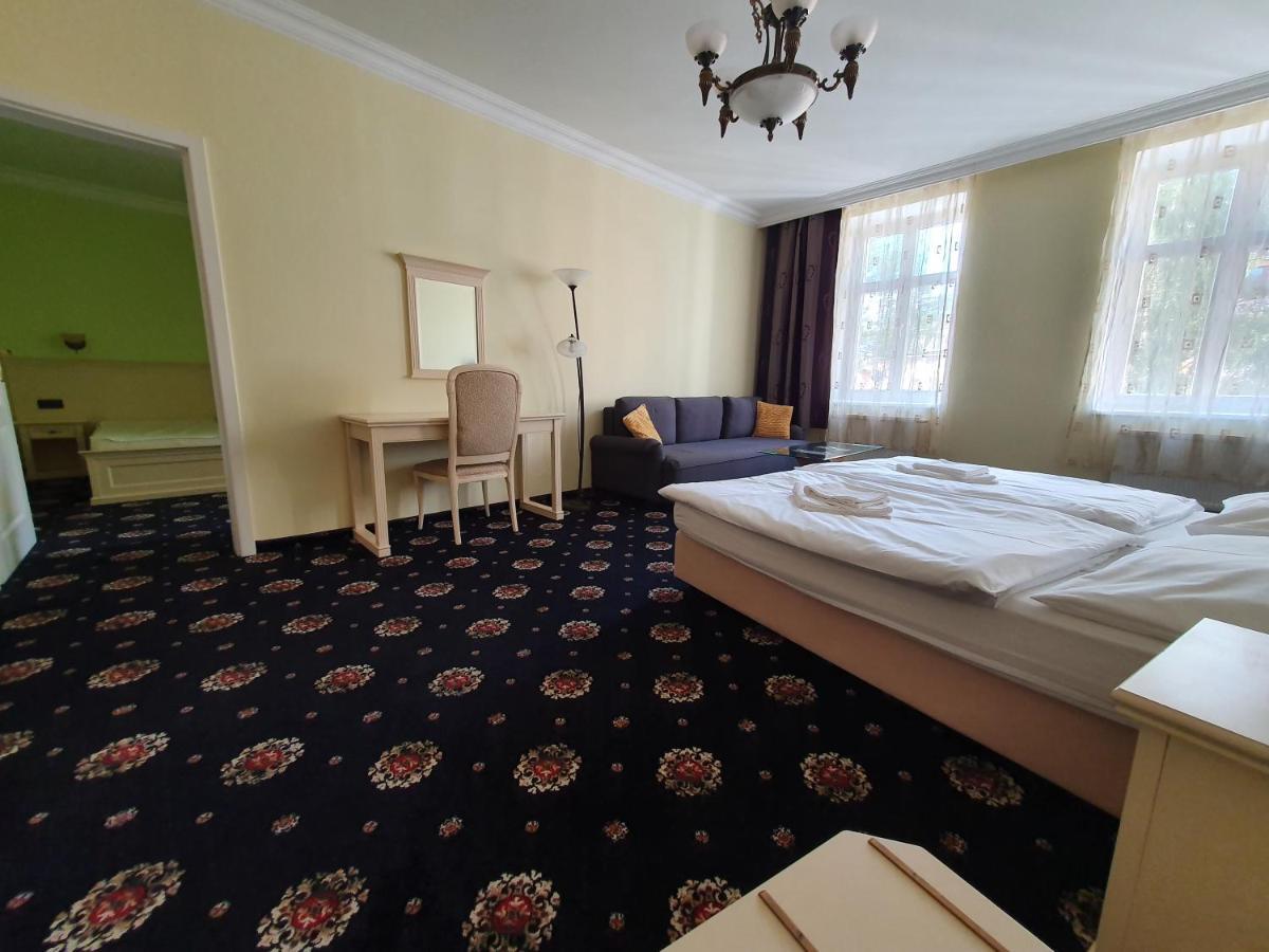 Evergreen Apartments Hotel Karlovy Vary Extérieur photo